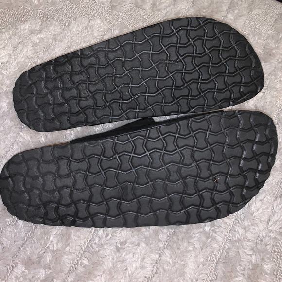 NWOT Cushionaire Sandals - Picture 3 of 3